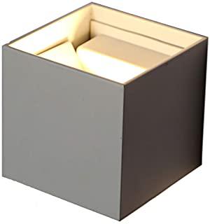 Recensioni di lampioni da giardino moderni alti